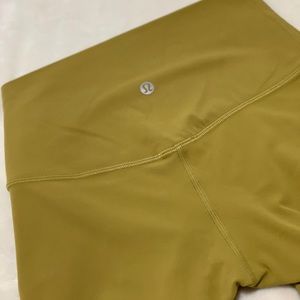 Lululemon Size 4 Align ll 25’